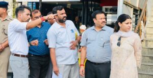 तहसील चौक सड़क चौड़ीकरण में तेजी, डीएम ने किया निरीक्षण…