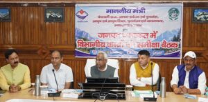 आपदा राहत में त्वरित कार्रवाई और आयुष सेवाओं का सुदृढ़ीकरण सरकार की प्राथमिकता: मदन कौशिक